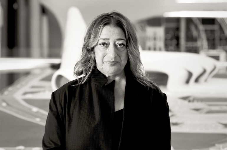 1024px-Zaha_Hadid_in_Heydar_Aliyev_Cultural_center_in_Baku_nov_2013